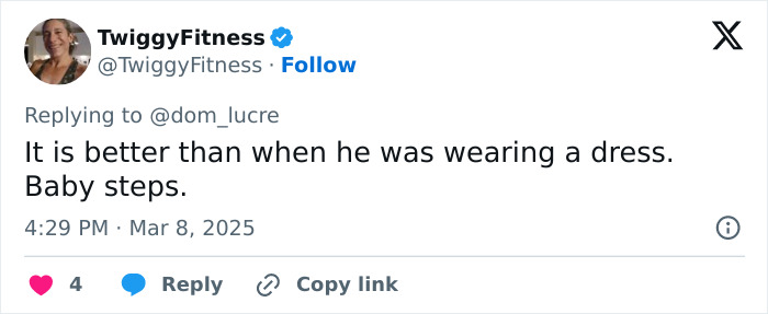 Tweet discussing appearance changes, mentioning "better than when he was wearing a dress.