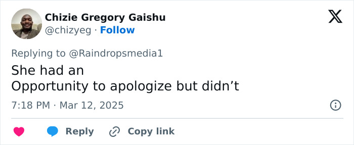Tweet criticizing a star over a viral baton incident, mentioning missed apology opportunity.