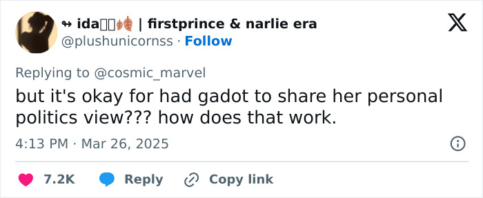 Twitter reply discussing Rachel Zegler's involvement in 'Snow White' performance with a comparison to political views.