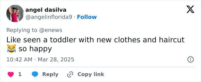 Tweet response about JoJo Siwa's new shaved rainbow hairstyle, expressing joy and surprise.