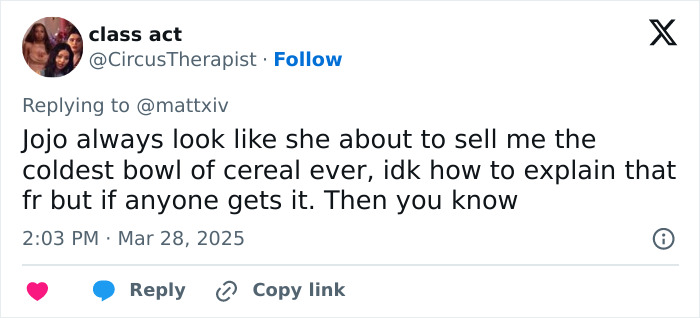 Tweet about JoJo Siwa's style, mentioning a cereal-related metaphor.