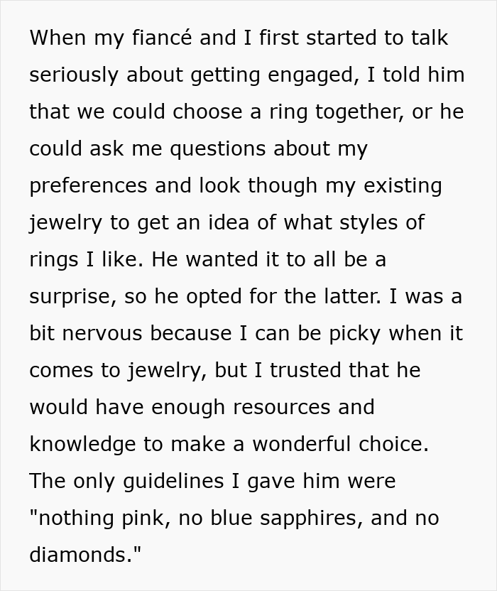 People Are Ready To Shred This Woman For Not Liking Her Engagement Ring, Until They See The Photo