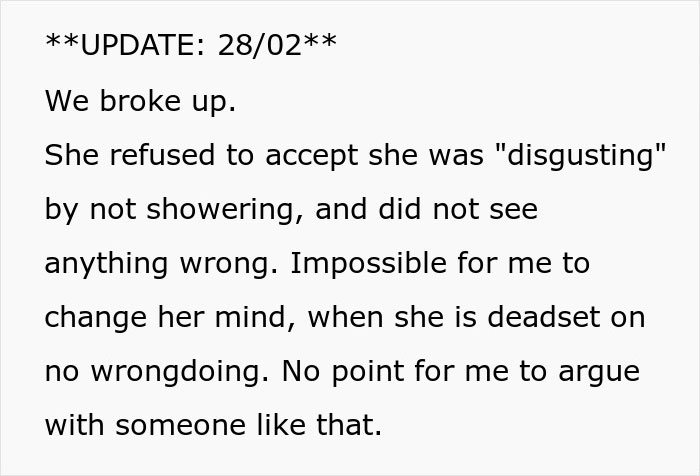 Text message about relationship ending over not showering issue. Text message about relationship ending over not showering issue.