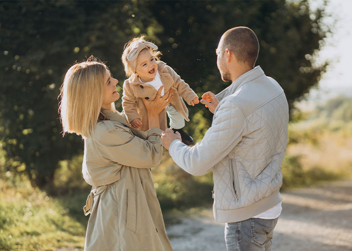 “I Started To Like Pink Again”: 50 Women Recall The Instant They Just Knew He Was ‘The One’