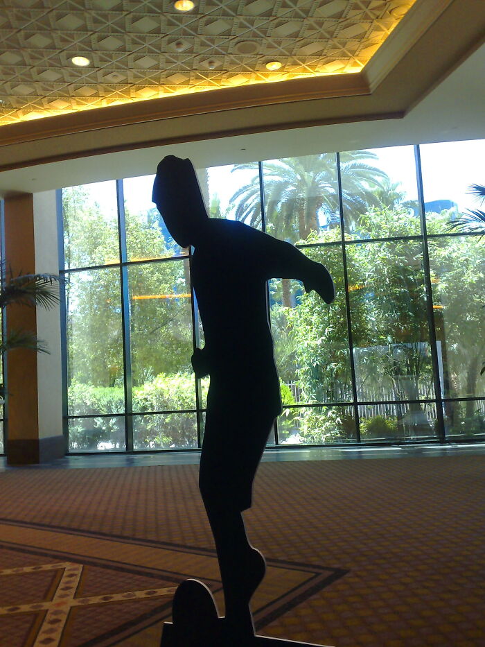 30 Times People Got Fired So Fast They Didn’t Realize What Hit Them