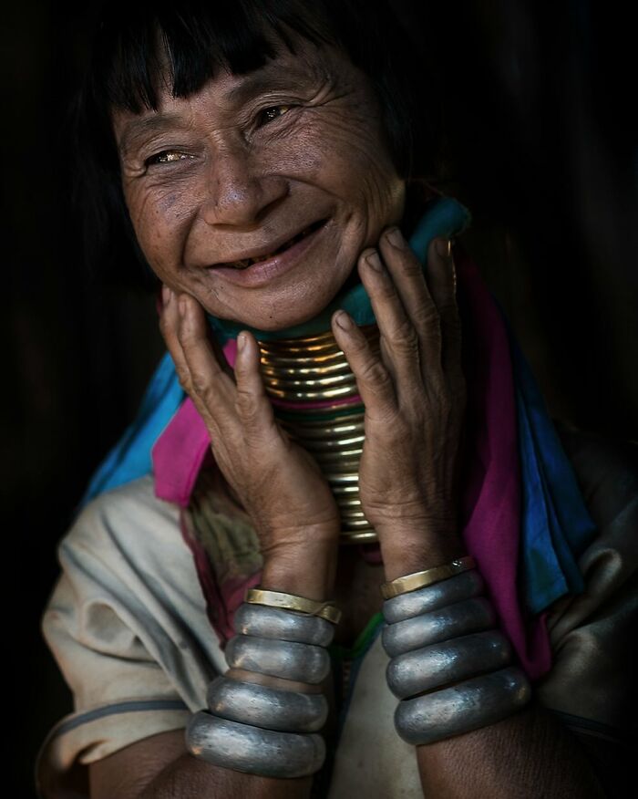 23 Powerful Images By Spencer Montero Showcasing The Lives And Traditions Of People Around The World