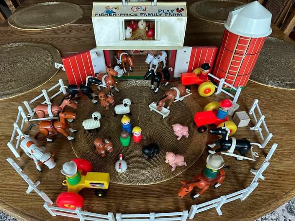 Vintage Fisher-Price farm playset with barn, silo, and animals found while thrifting.