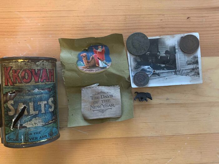 Found A 100 Year Old Time Capsule In My Backyard!