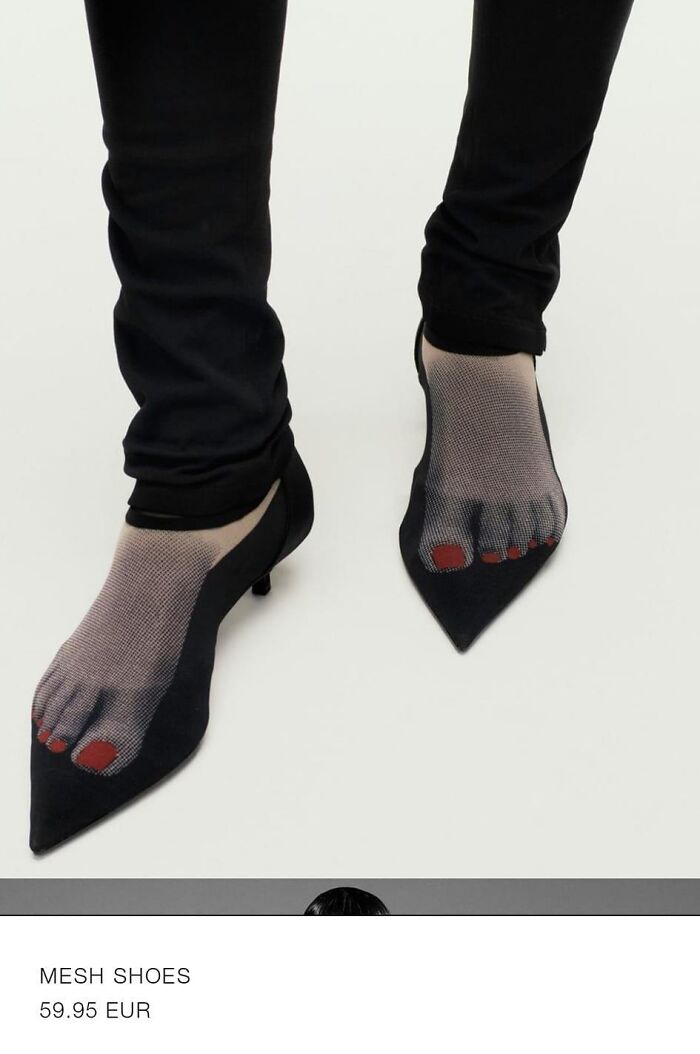 Fashion disaster: person wearing unique mesh shoes with painted toenails visible through fabric for 59.95 EUR.