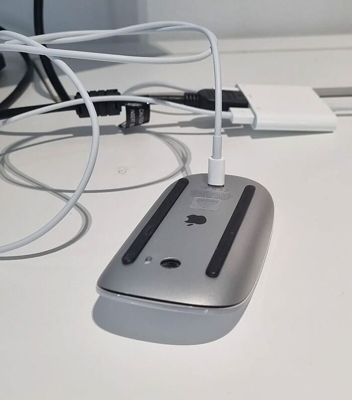 Mouse design fail with charging port underneath, rendering it unusable while charging.