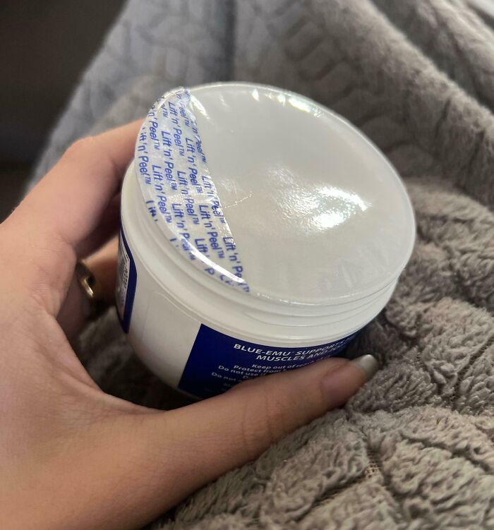 Jar with lid not fully sealed, illustrating design fail.