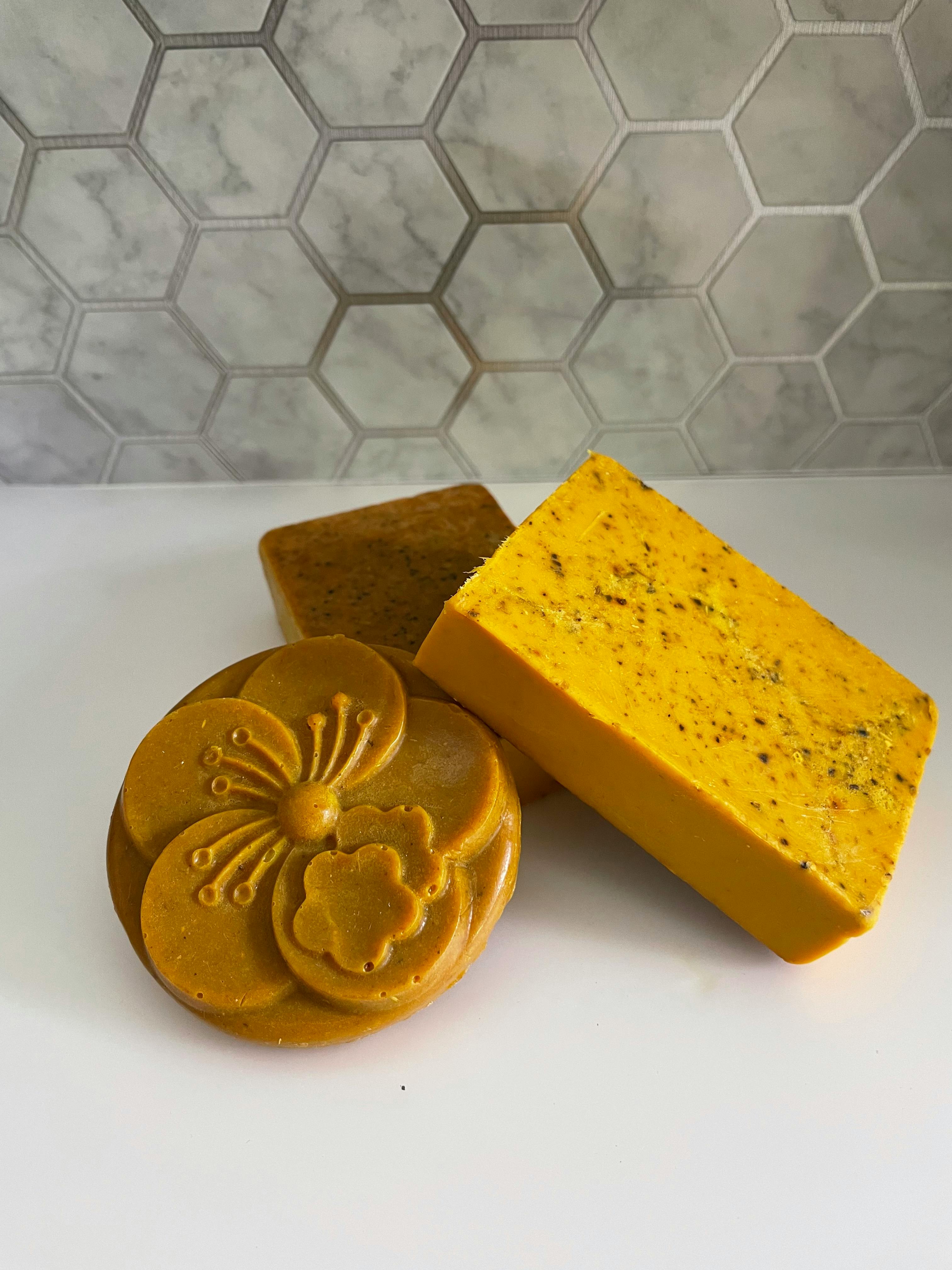 Cold Process Lemon Turmeric Soap Tutorial: A Step-By-Step DIY Guide