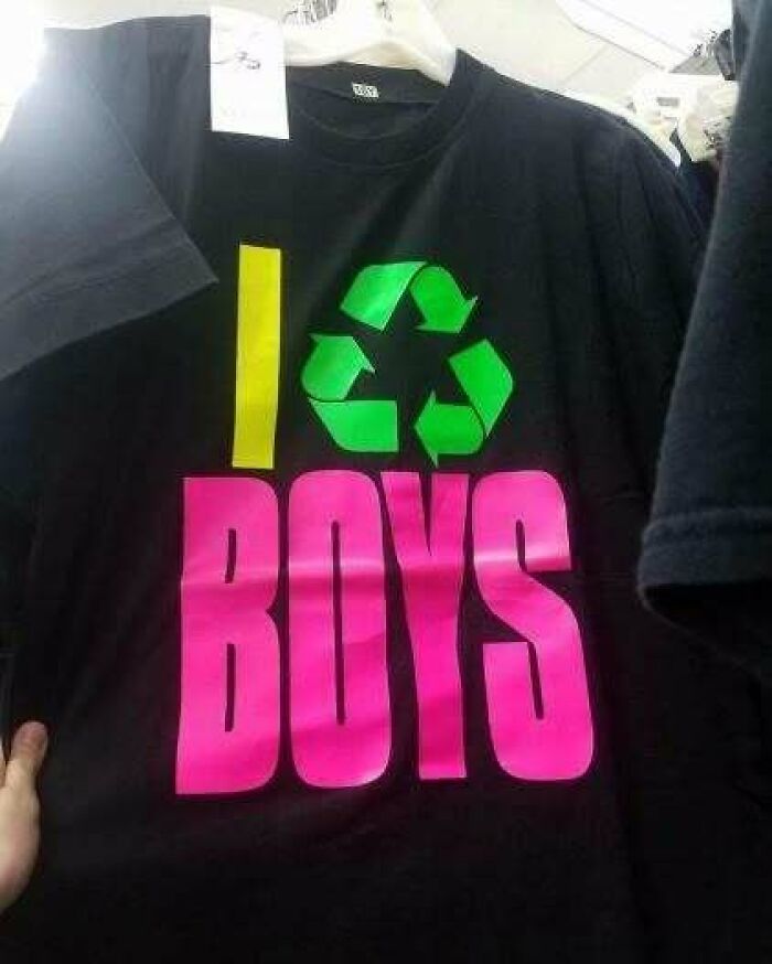Chaotic T-shirt with the text "I Recycle Boys" in bold colors on display.