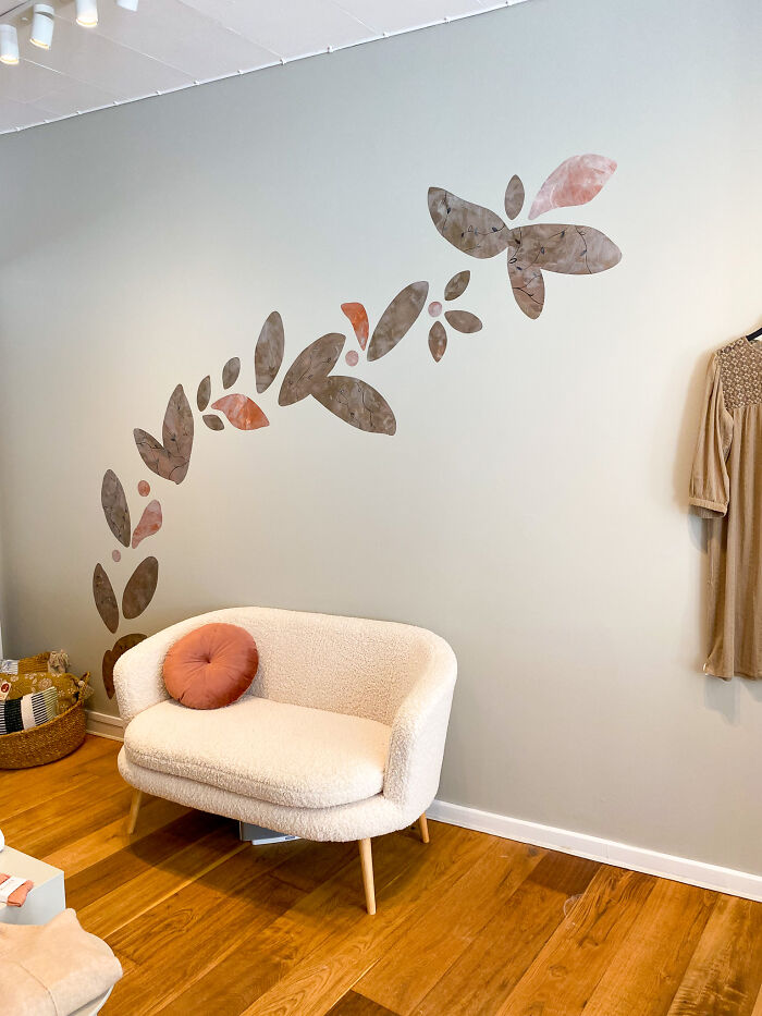 Wall Decor For Fashion Boutique