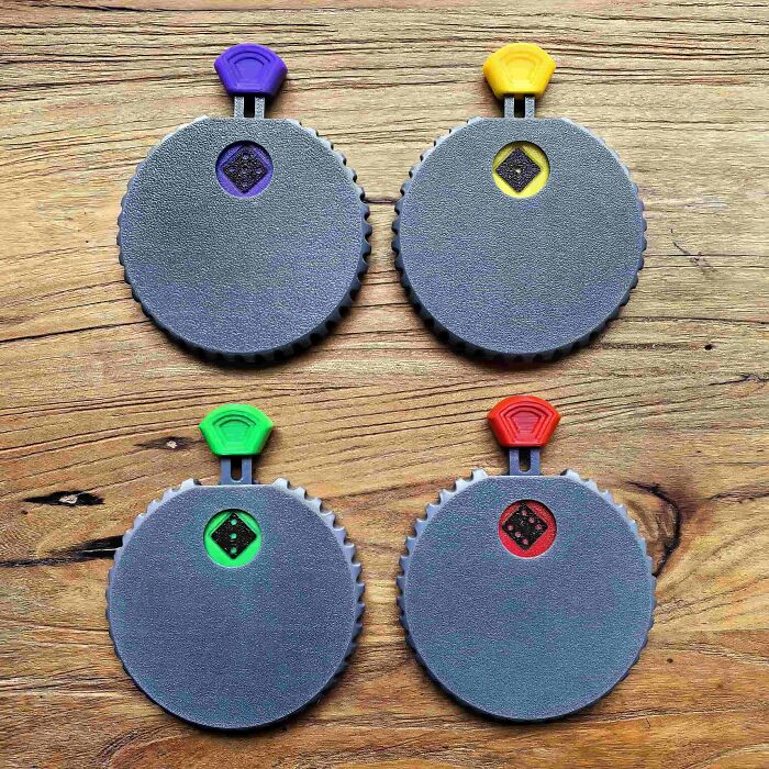 I Made This 3D Printed &ldquo;Dispute Resolver&rdquo; That Solves Petty Arguments With A Single Press