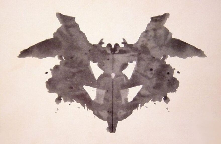 Rorschach inkblot image used for a poll to see if viewers perceive common interpretations.