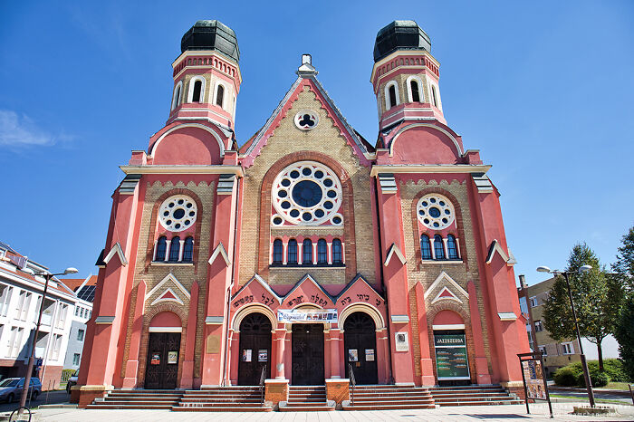 From Prayer To Public Places: 12 Synagogues With Unbelievable New Lives