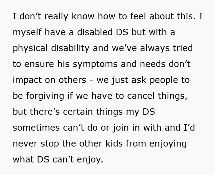 Woman Doesn't Know How To React To Sister's Rules For Upcoming Family Holiday Woman Doesn't Know How To React To Sister's Rules For Upcoming Family Holiday