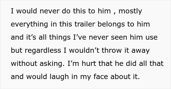 Text expressing hurt feelings after sentimental belongings were discarded, highlighting the importance of communication. Text expressing hurt feelings after sentimental belongings were discarded, highlighting the importance of communication.
