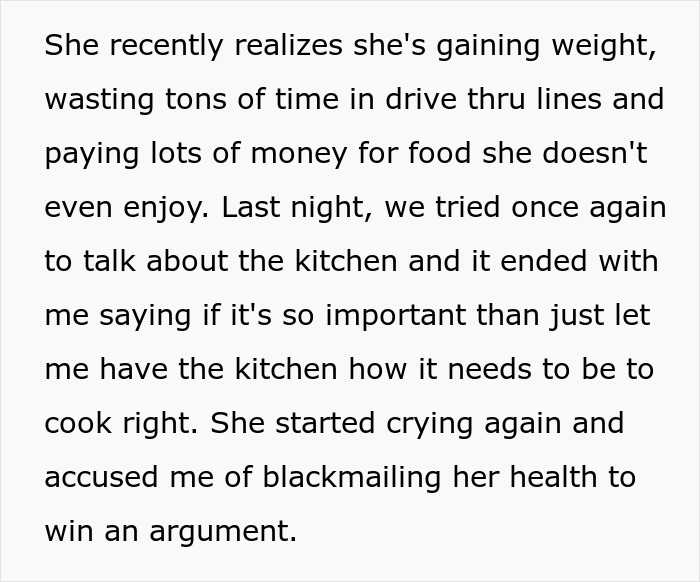 Text discussing a dispute over kitchen decor and cooking disagreements. Text discussing a dispute over kitchen decor and cooking disagreements.