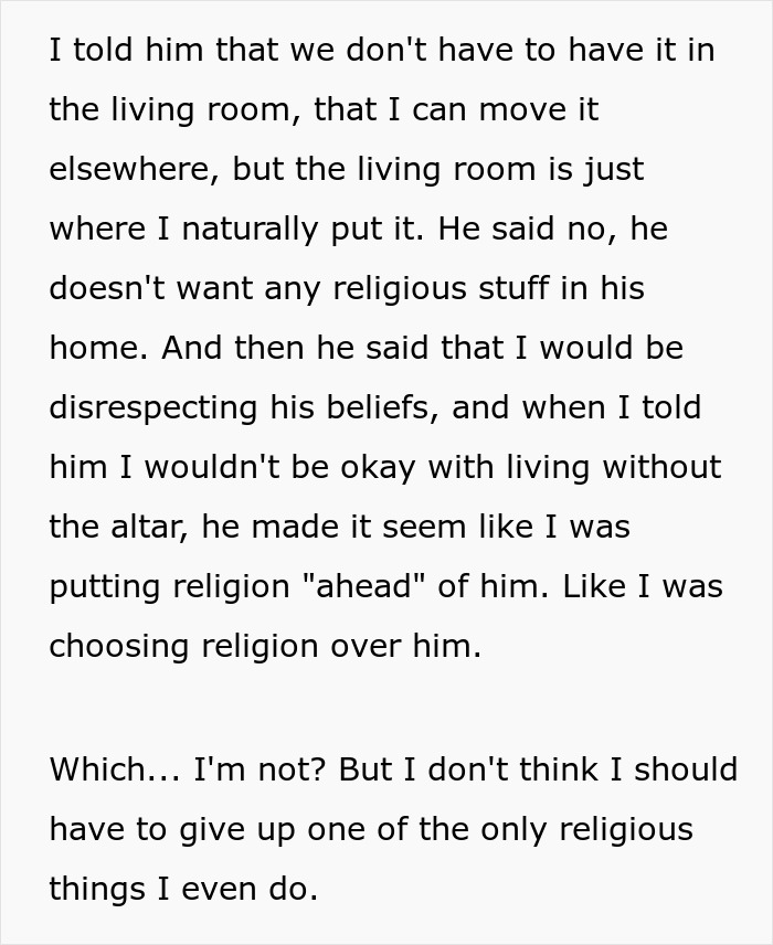 Text describing a conflict in a relationship over religious items, with the guy accusing his girlfriend of choosing religion over him.