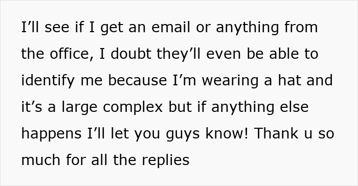 Mom Ignores 49 Empty Chairs, Sits Next To Tanning Woman And Immediately Starts A Moral Crusade Mom Ignores 49 Empty Chairs, Sits Next To Tanning Woman And Immediately Starts A Moral Crusade