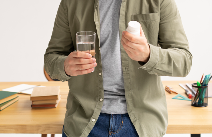 Guy Steals Meds From Twin Bro, Irate When He Can&rsquo;t Replace Them With A Cheap Knockoff