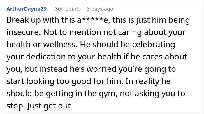 Text post discussing a woman’s dedication to the gym and her boyfriend’s insecurity over it, suggesting she should leave him. Text post discussing a woman’s dedication to the gym and her boyfriend’s insecurity over it, suggesting she should leave him.