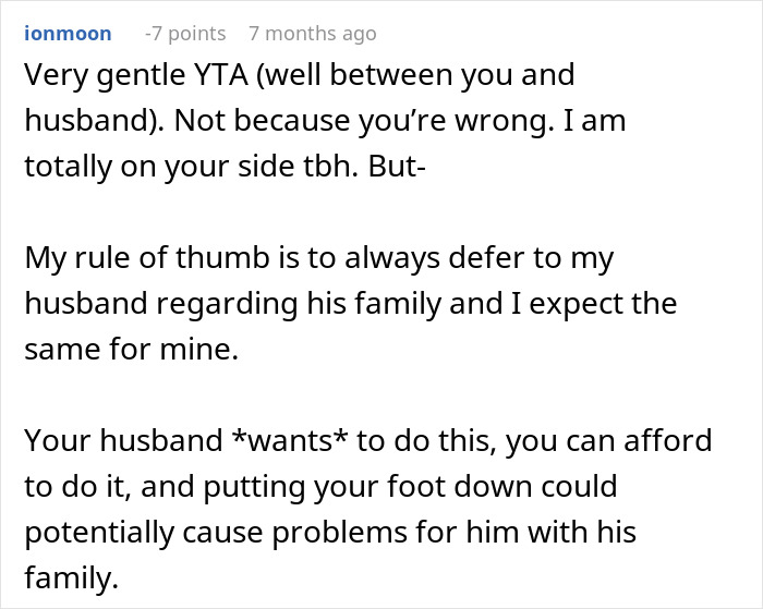 Reddit comment discussing relationship dynamics and opinions on handling family matters. Reddit comment discussing relationship dynamics and opinions on handling family matters.