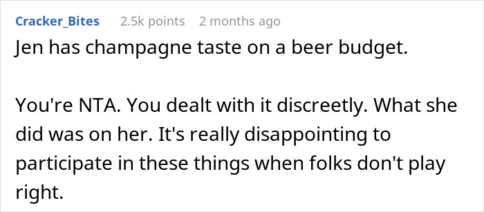 Comments discussing club expulsion drama after a gift exchange incident.