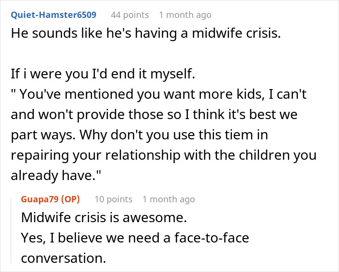 Online conversation about breaking up due to differing views on having kids. Online conversation about breaking up due to differing views on having kids.