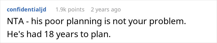 Reddit comment discussing a father's college fund planning for his son.