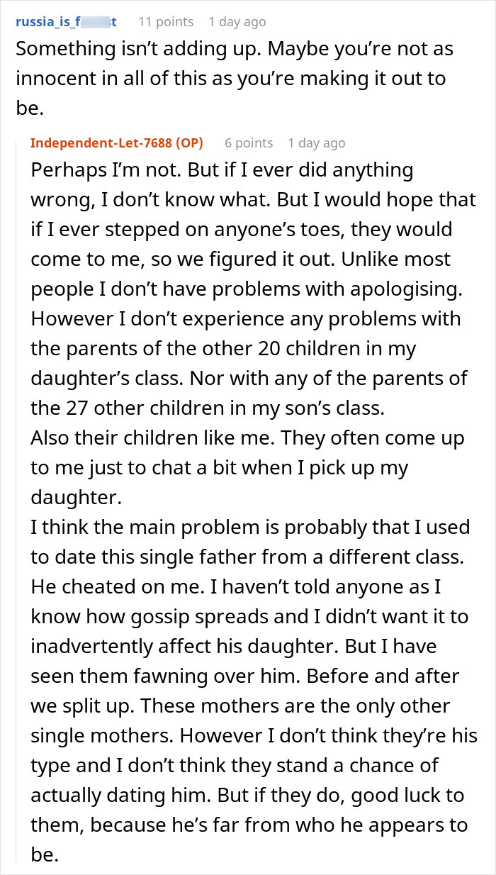 Text discussion about a mom dealing with daughter&rsquo;s classmates' parents over party exclusions and personal issues.