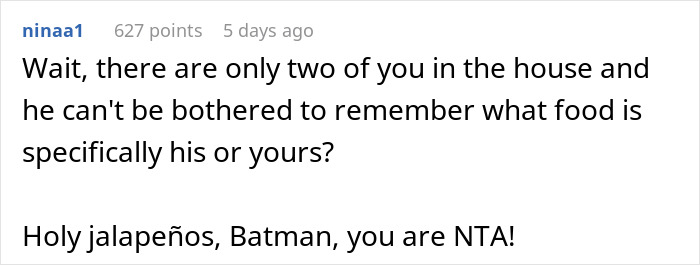 Reddit comment discussing a husband throwing away his wife's lunch, sparking frustration. Reddit comment discussing a husband throwing away his wife's lunch, sparking frustration.