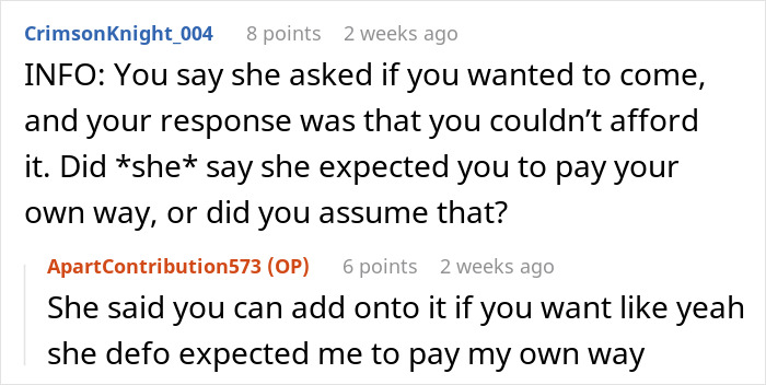 Discussion on family holiday invitation expectations in an online forum.