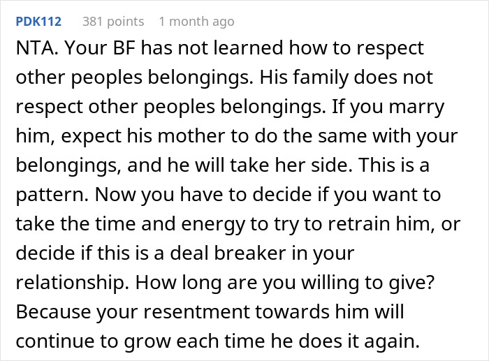 Comment discussing a boyfriend's lack of respect for belongings, suggesting relationship reevaluation.