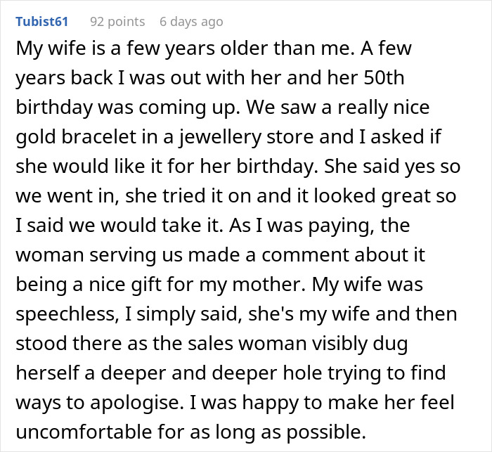 Text post about a man's experience buying a bracelet for his wife's 50th birthday, mistaken for his mother.