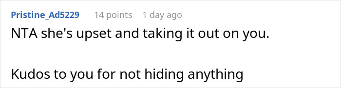 Reddit comment supporting someone for honesty about dating a neighbor's husband.