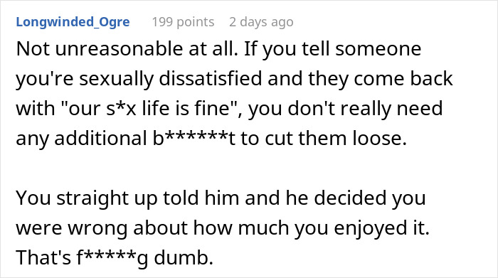 Text online discussing relationship dynamics and communication issues.