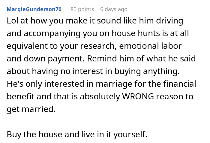Reddit comment discussing a man's reluctance to buy property before his mom's suggestion.