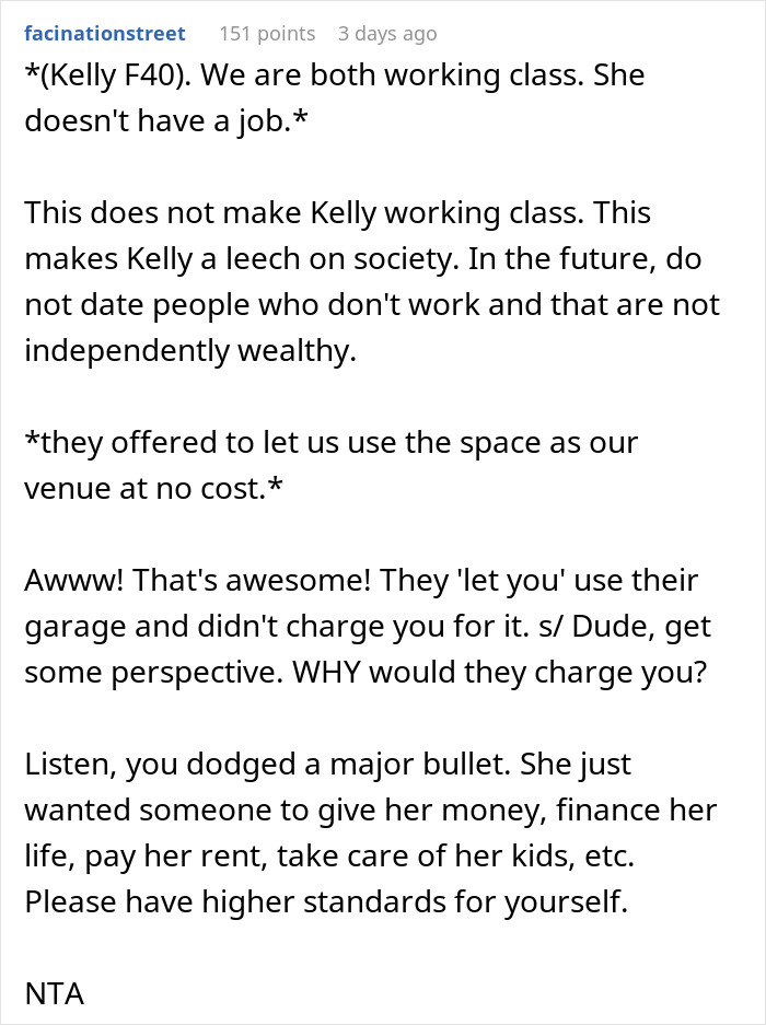 Reddit comment discussing working class definitions and criticism of in-laws' behavior at wedding events. Reddit comment discussing working class definitions and criticism of in-laws' behavior at wedding events.