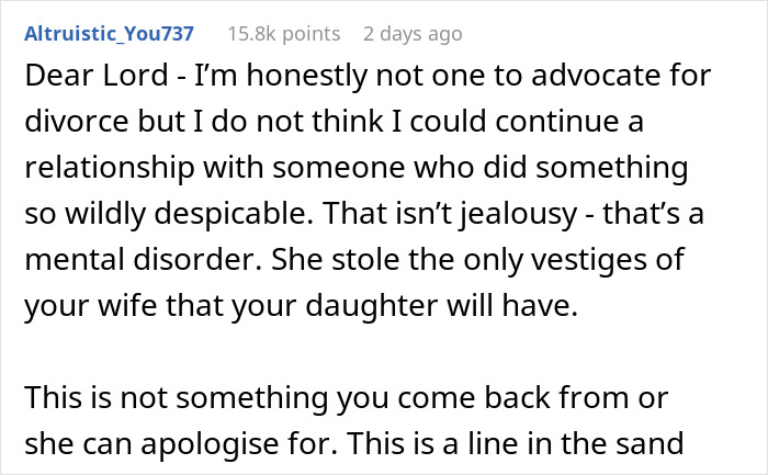 Reddit comment about parenting, discussing a man planning to surprise daughter with tapes of late mother; strong opinions shared.
