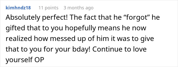 Guy Fat-Shames Sis With Weight-Loss Cookbook Gift, Years Later She Takes Revenge By Re-Gifting It