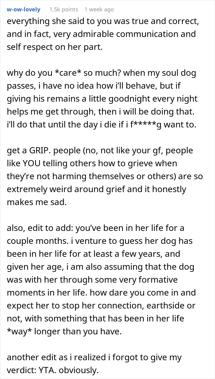 Text response defending grieving over dog’s ashes, emphasizing personal grief process and criticizing judgment. Text response defending grieving over dog’s ashes, emphasizing personal grief process and criticizing judgment.