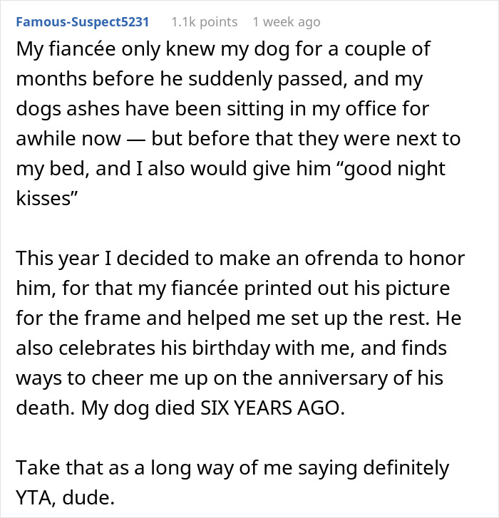 Text screenshot about mourning over dog ashes, expressing grief six years after the dog's death. Text screenshot about mourning over dog ashes, expressing grief six years after the dog's death.