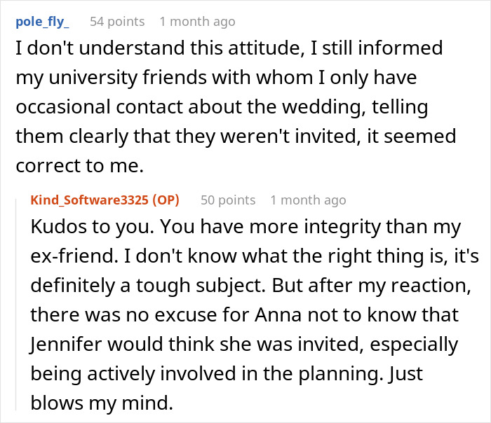 Friendship Falls Apart After Bride Doesn't Invite Close Friends To Wedding And Hides The Truth