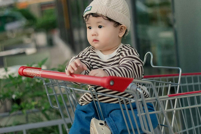 “Before I Knew It, I'm Being Punched”: Dad’s Love For His Daughter Gets Mistaken For A Crime “Before I Knew It, I'm Being Punched”: Dad’s Love For His Daughter Gets Mistaken For A Crime