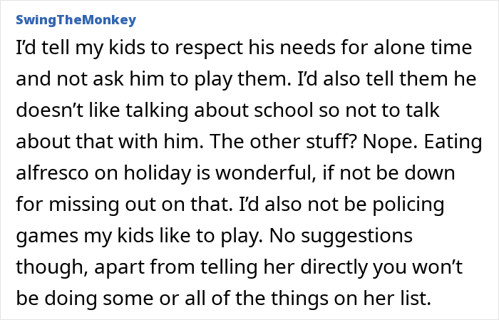 Woman Doesn't Know How To React To Sister's Rules For Upcoming Family Holiday Woman Doesn't Know How To React To Sister's Rules For Upcoming Family Holiday