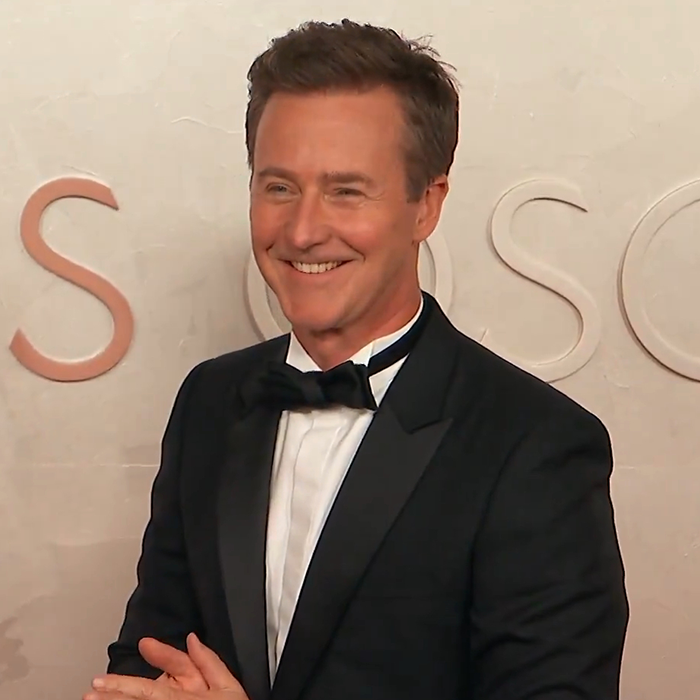 Fans Catch Edward Norton&rsquo;s &ldquo;X-Rated Reaction&rdquo; After He Loses Oscar To Kieran Culkin