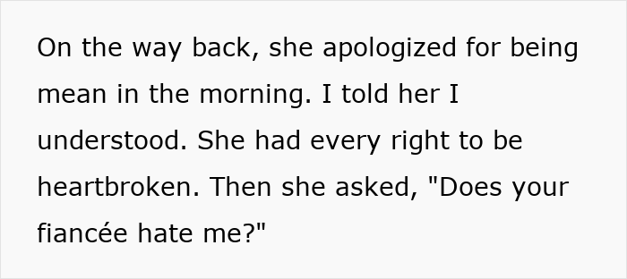 Pregnant woman seeks apology after eating child's cupcake, sparking a heartfelt conversation. Pregnant woman seeks apology after eating child's cupcake, sparking a heartfelt conversation.